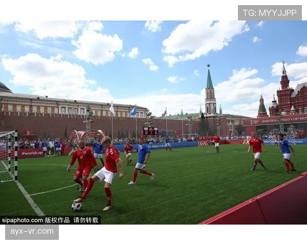 泰国国家队迎战国际友谊赛，球迷热情高涨引期待