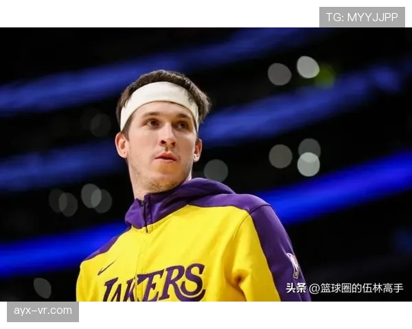 奥斯汀·里夫斯挡拆拉开空间提升三分效率明显优于队内同角色球员